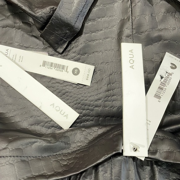 Faux Leather Skirt and Top matching Set - Picture 4 of 6